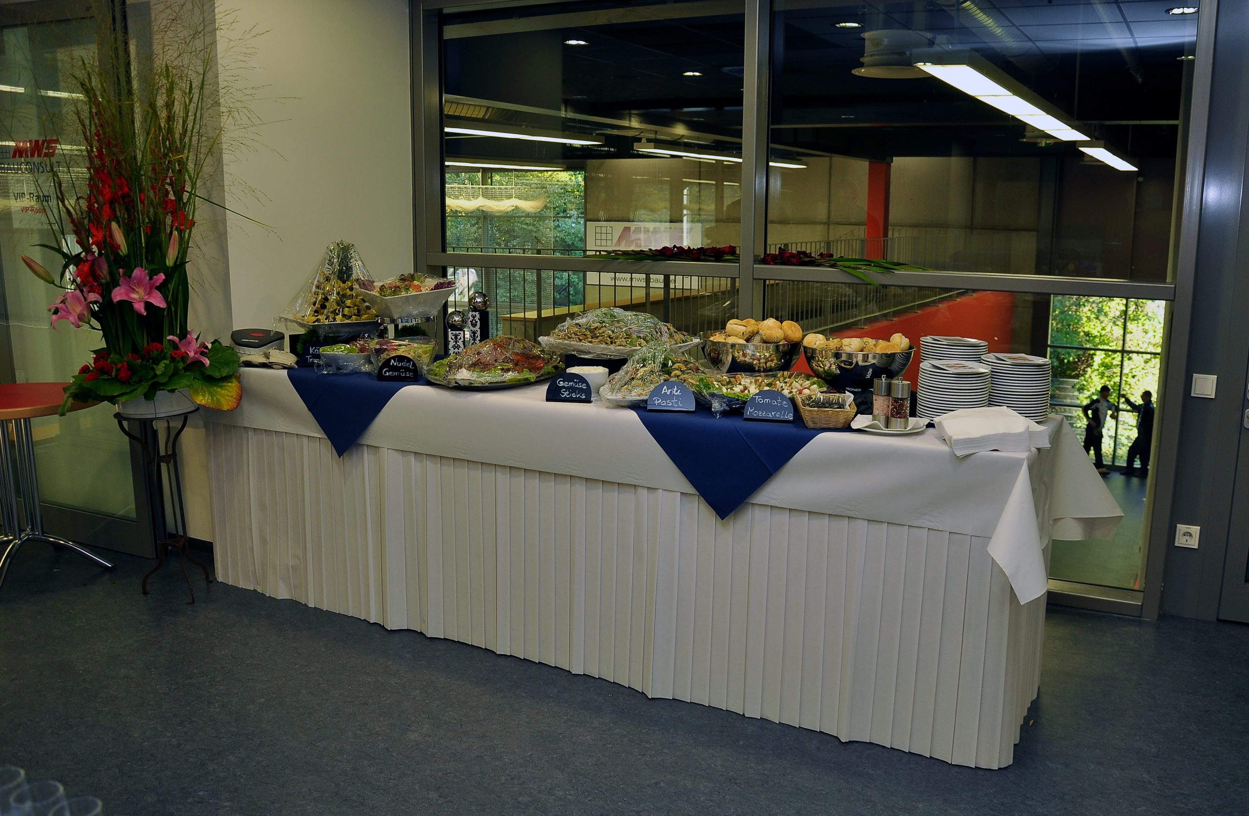 Buffet im VIP-Bereich der GBG Halle Mannheim
